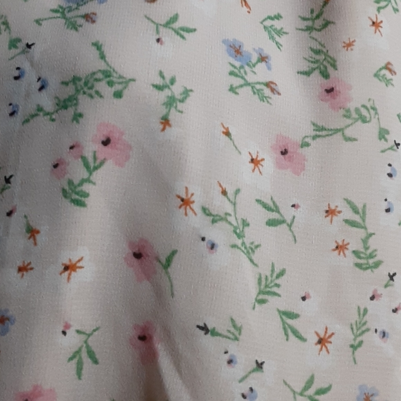 Top - Picture 2 of 5